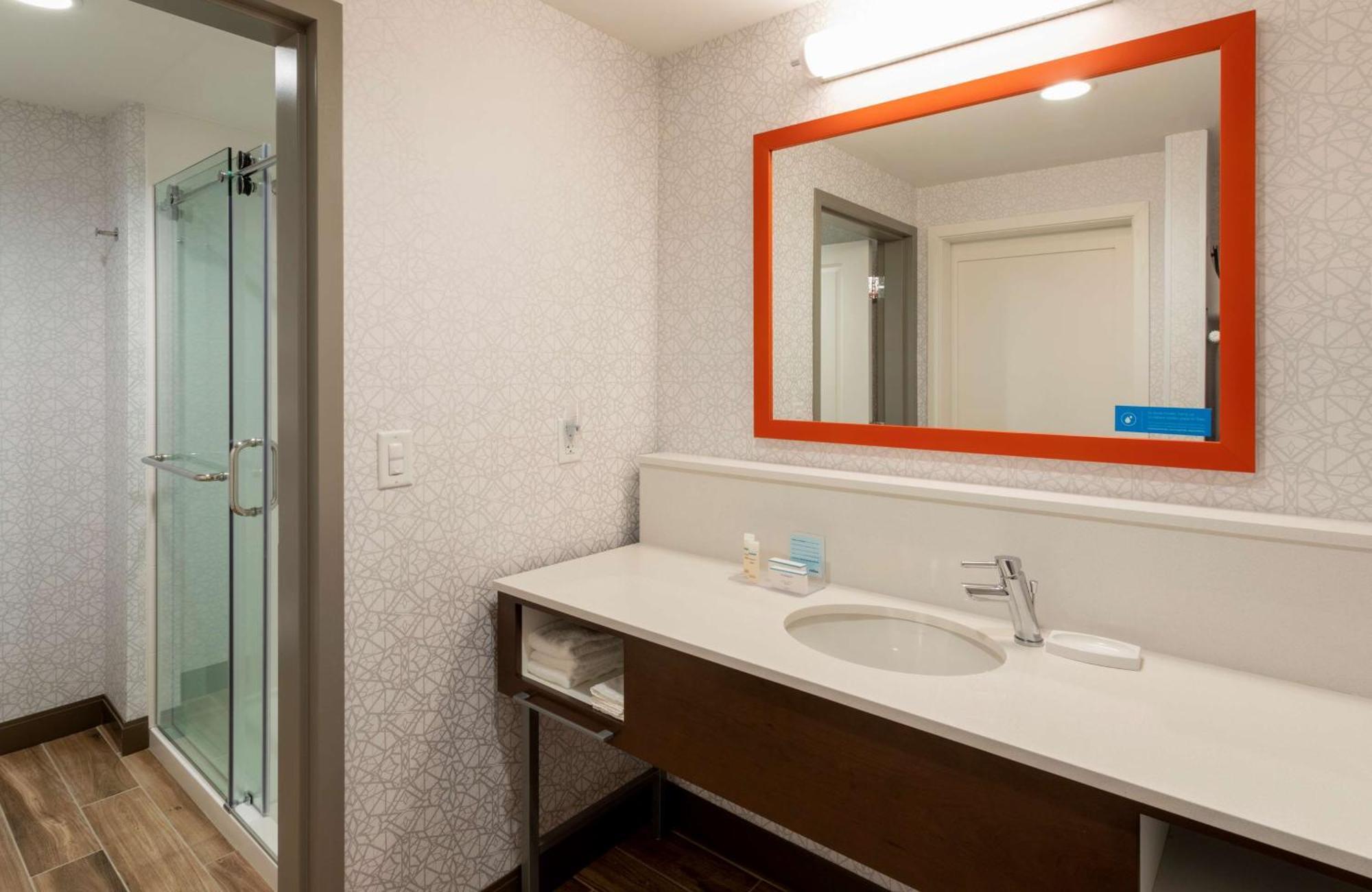 Hampton Inn Eden Prairie Minneapolis מראה חיצוני תמונה